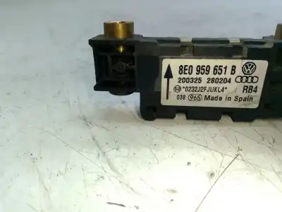 Peça sobressalente para automóvel em segunda mão sensor por audi a4 b7 (8ec) 2.0 referências oem iam 8e0959651b  