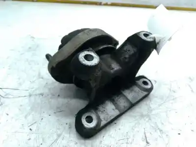 Second-hand car spare part gearbox support for audi a4 b7 (8ec) 2.0 oem iam references   