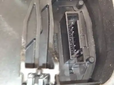 Second-hand car spare part left front door lock for bmw 1 (e81) 120 i oem iam references 7202149  