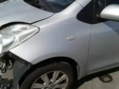 Pezzo di ricambio per auto di seconda mano  per TOYOTA YARIS  Riferimenti OEM IAM   