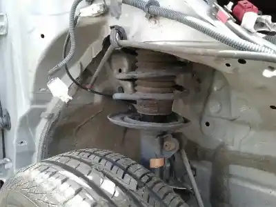 Pezzo di ricambio per auto di seconda mano  per TOYOTA YARIS  Riferimenti OEM IAM   
