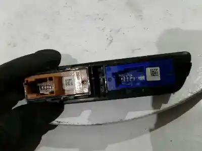 Second-hand car spare part switch for peugeot 208 active oem iam references 96750105zd  76750154zd