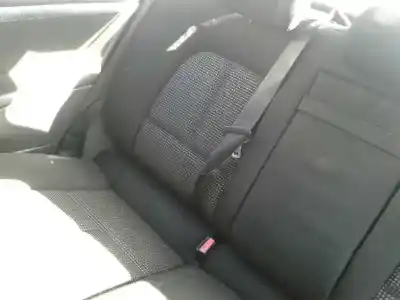 Gebrauchtes Autoersatzteil  zum PEUGEOT 407  OEM-IAM-Referenzen   
