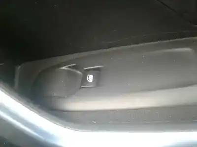 Piesă de schimb auto la mâna a doua panou comandã geamuri electrice fatã partea din dreapta pentru peugeot 208 active referințe oem iam 96751119zd