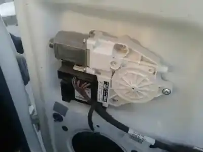 Tweedehands auto-onderdeel Achter Raammotor Rechts voor AUDI A3 (8P) 1.9 TDI OEM IAM-referenties   