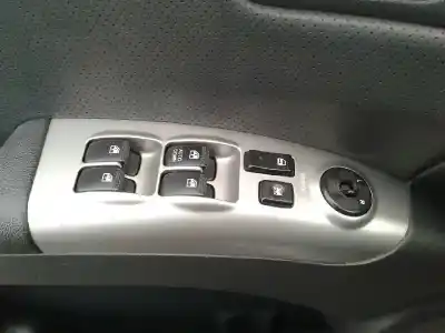 Second-hand car spare part Left Front Power Window Switch for KIA SPORTAGE LX 4X4 OEM IAM references 060912  