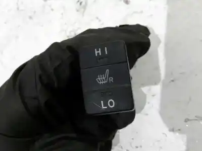 Second-hand car spare part switch for toyota auris hybrid active oem iam references 191690