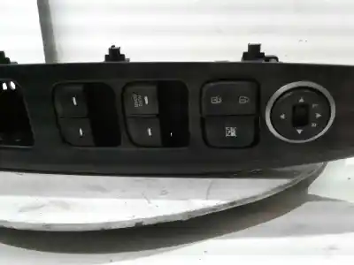 Pezzo di ricambio per auto di seconda mano interruttore alzacristalli anteriore sinistro per hyundai i10 go plus riferimenti oem iam 93570b4010