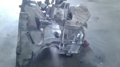 Pezzo di ricambio per auto di seconda mano riduttore per opel corsa d expression riferimenti oem iam 5 marchas  