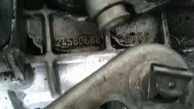 Pezzo di ricambio per auto di seconda mano riduttore per opel corsa d expression riferimenti oem iam 5 marchas  