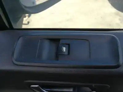 Piesă de schimb auto la mâna a doua Panou Comandã Geamuri Electrice Fatã Partea Din Dreapta pentru CITROEN C8 2.0 HDI 135 FAP Attraction Referințe OEM IAM   