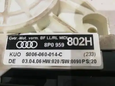 Peça sobressalente para automóvel em segunda mão  por AUDI A3 (8P)  Referências OEM IAM 8P0959802H 0130822205 05074636