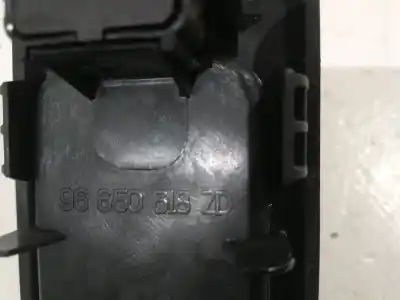 Pezzo di ricambio per auto di seconda mano interruttore alzacristalli anteriore destro per peugeot 5008 premium riferimenti oem iam 96650618zd