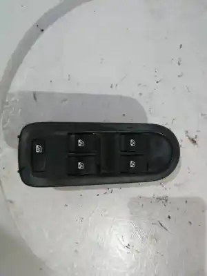 Peça sobressalente para automóvel em segunda mão botão / interruptor elevador vidro dianteiro esquerdo por renault megane ii berlina 3p 1.5 dci diesel referências oem iam 8200160603 156018070e 025330