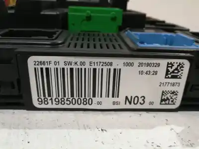 Peça sobressalente para automóvel em segunda mão caixa de fusíveis e relés por peugeot 208 style referências oem iam 9819850080