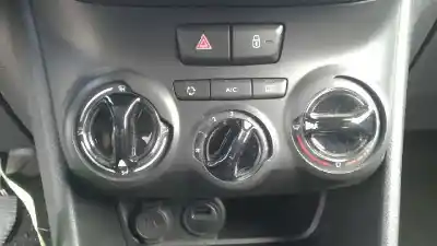 Pezzo di ricambio per auto di seconda mano Controllo Climatico per PEUGEOT 208 Style Riferimenti OEM IAM 9819511577  E1178373