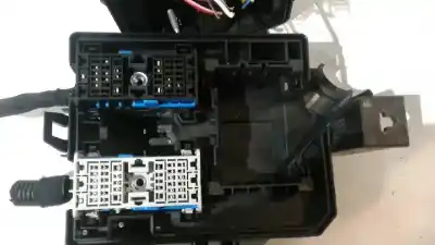 Second-hand car spare part fuse box unit for opel corsa e business oem iam references 30959l  39068005