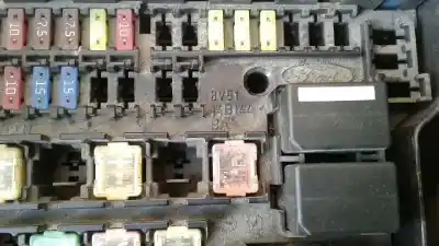 Peça sobressalente para automóvel em segunda mão caixa de fusíveis e relés por ford fiesta (cb1) ambiente referências oem iam 8v5114b144ba  