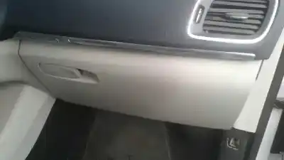 Peça sobressalente para automóvel em segunda mão porta luvas por volvo v40 cross country momentum referências oem iam 