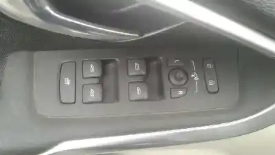 Peça sobressalente para automóvel em segunda mão botão / interruptor elevador vidro dianteiro esquerdo por volvo v40 cross country momentum referências oem iam 31376495