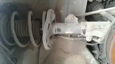 Second-hand car spare part front right shock absorber for toyota auris advance oem iam references 