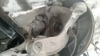 Tweedehands auto-onderdeel knokkel links voor voor volkswagen passat berlina (3c2) advance oem iam-referenties 