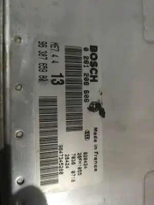 Pièce détachée automobile d'occasion Calculateur Moteur Ecu pour PEUGEOT 206 CC CC Références OEM IAM 0261206606 9647345280 9638765980