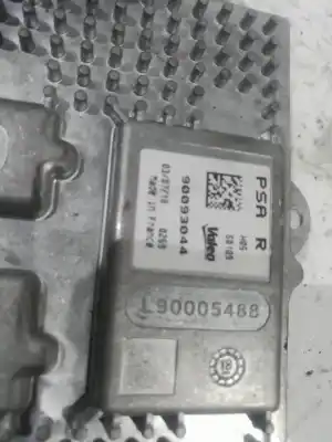 Pièce détachée automobile d'occasion  pour PEUGEOT 5008  Références OEM IAM L90005488 T00L22 90093044