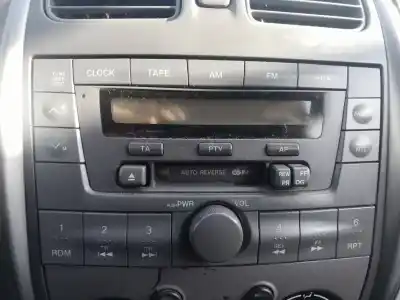 Peça sobressalente para automóvel em segunda mão sistema de áudio / rádio cd por mazda premacy (cp) 1.9 16v cat referências oem iam   