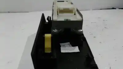 Second-hand car spare part left front power window switch for toyota rav 4 (a3) advance oem iam references 8404002120 515220 tm0212