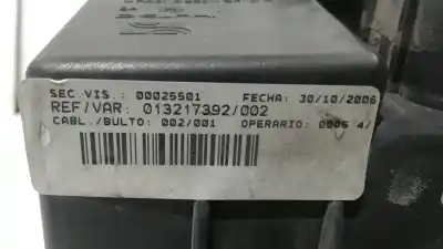 Second-hand car spare part fuse box unit for opel corsa e 1.4 oem iam references 13217392ef 00025501 013217392002