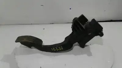 Second-hand car spare part accelerator pedal for opel corsa e 1.4 oem iam references 55702020 b720 23406c21