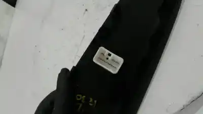 Second-hand car spare part right front power window switch for kia pro_cee´d lx oem iam references 823611h300  