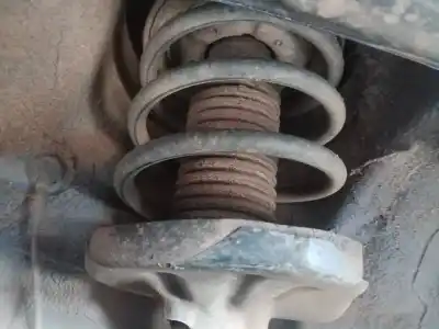 Gebrauchtes Autoersatzteil stoßdämpfer vorderachse rechts zum mazda premacy (cp) 1.9 16v cat oem-iam-referenzen 