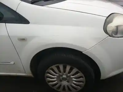 İkinci el araba yedek parçası ön sag çamurluk için fiat grande punto van (299) dynamic oem iam referansları   