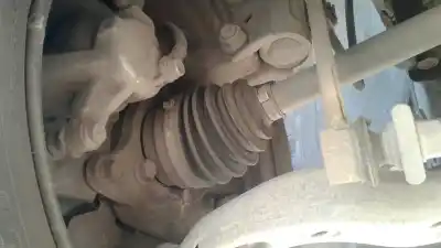 Peça sobressalente para automóvel em segunda mão manga de eixo dianteira direita por toyota auris 2.0 d-4d cat referências oem iam 