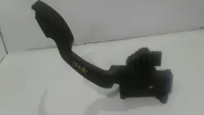 Second-hand car spare part accelerator pedal for opel corsa e edition oem iam references 13305806  08015c12