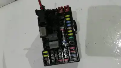 Second-hand car spare part fuse box unit for opel corsa e edition oem iam references 2b0z4010f