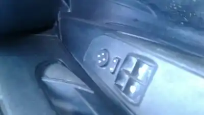 Автозапчастина б/у передні вікний вмикач для fiat punto (evo) (199) 1.3 16v jtd cat посилання на oem iam 