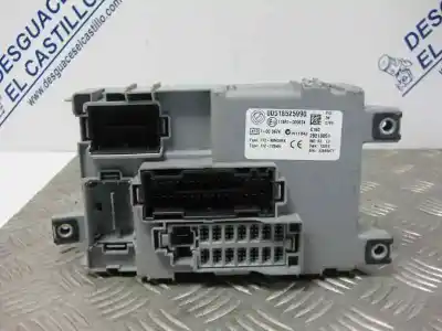 Pièce détachée automobile d'occasion BOÎTES À FUSIBLES pour FIAT NUOVA 500 (150)  Références OEM IAM 00518525990  
