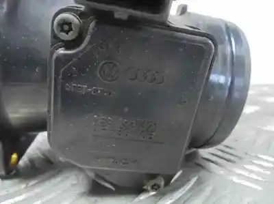 Автозапчастина б/у витратомір повітря для audi a3 (8l) 1.8 ambiente посилання на oem iam 058133471  