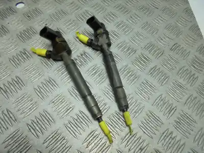 Second-hand car spare part INJECTOR for MERCEDES-BENZ VITO FURGONETA (W638)  OEM IAM references 0445110106  