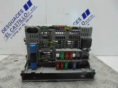Peça sobressalente para automóvel em segunda mão caixa de fusíveis e relés por bmw serie 1 berlina (e81/e87) 2.0 16v diesel cat referências oem iam 6906621