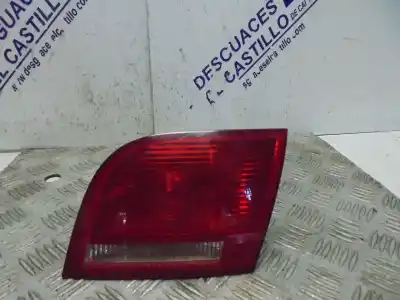 Second-hand car spare part interior rear right light for audi a3 (8p) 2.0 tdi ambiente oem iam references  Second-hand car spare part interior rear right light for audi a3 (8p) 2.0 tdi ambiente oem iam references