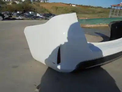 Second-hand car spare part rear bumper for toyota auris 1.8 16v (híbrido) oem iam references   