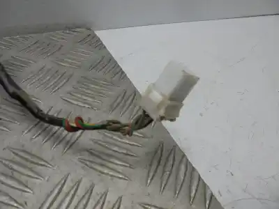 Автозапчасти б/у задний вид справа за mitsubishi outlander (cw0) 2.0 di-d cat ссылки oem iam   