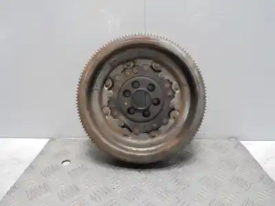 Автозапчастина б/у МАХОВИК ДВИГУНА для AUDI A3 (8P)  Посилання на OEM IAM   