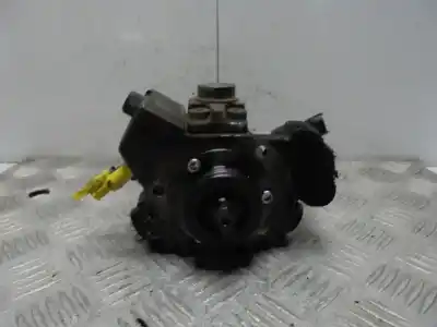 Pièce détachée automobile d'occasion POMPE À INJECTION pour OPEL CORSA D (S07)  Références OEM IAM 0445010157  