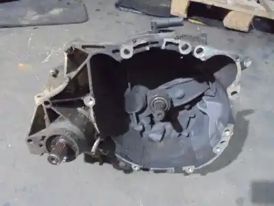 Second-hand car spare part gearbox for renault clio ii fase ii (b/cb0) authentique oem iam references jb1513  