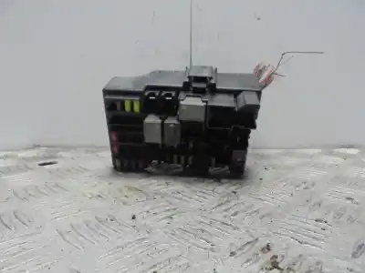 Second-hand car spare part fuse box unit for opel corsa e business oem iam references 28024010f